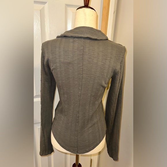 NWT Free People We The Free Carbon Collared Shirt - Picture 2 of 4